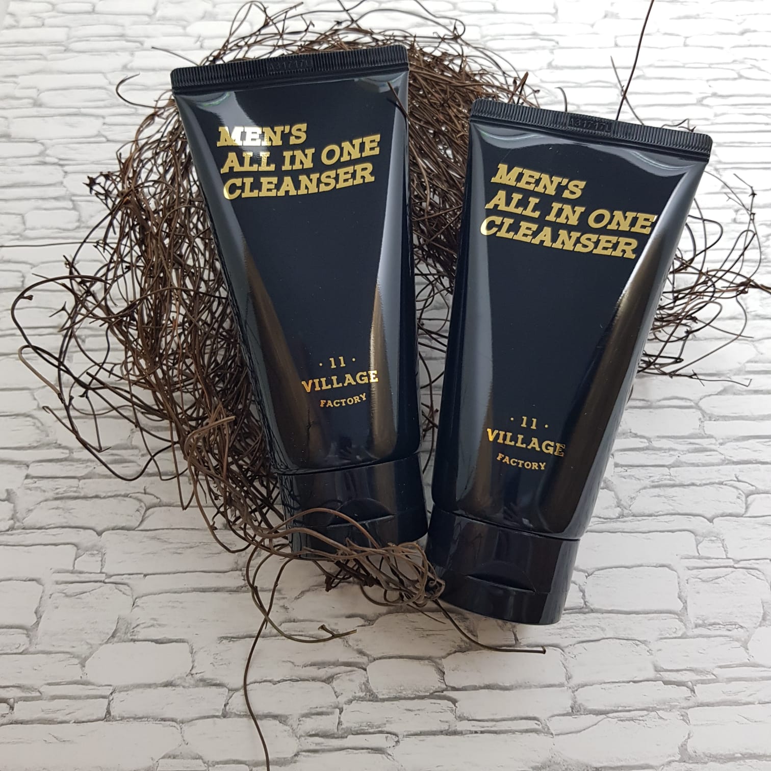 Мужская увлажняющая пенка-скраб для очищения лица VILLAGE 11 FACTORY All In One Cleanser, 150мл, Original Korea