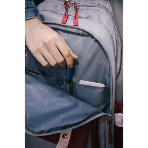 Рюкзак HEIKKI GOODLY (ХЕЙКИ) универсальный, 2 отделения, отделение для ноутбука, серый/красный, 46x33x18 см, 273869