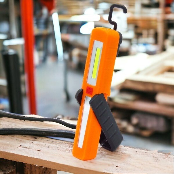 Магнитный фонарик Штутгарт / Фонарик переносной с петлёй для подвешивания