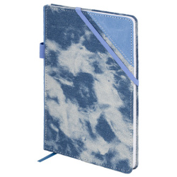 Блокнот А5 135x210 мм BRAUBERG "Denim", ткань/экокожа, резинка, держатель, 80 л., клетка, голубой, 117138