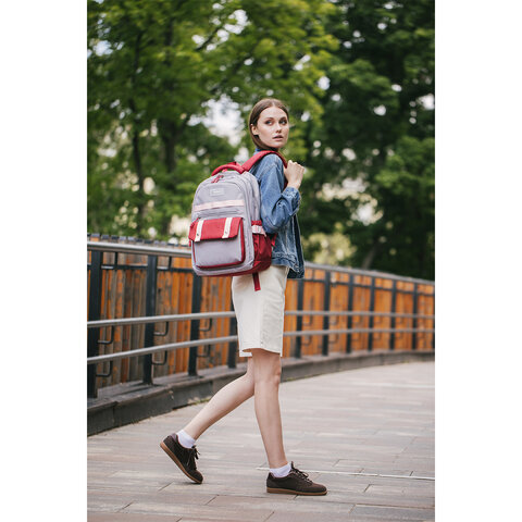 Рюкзак HEIKKI GOODLY (ХЕЙКИ) универсальный, 2 отделения, отделение для ноутбука, серый/красный, 46x33x18 см, 273869