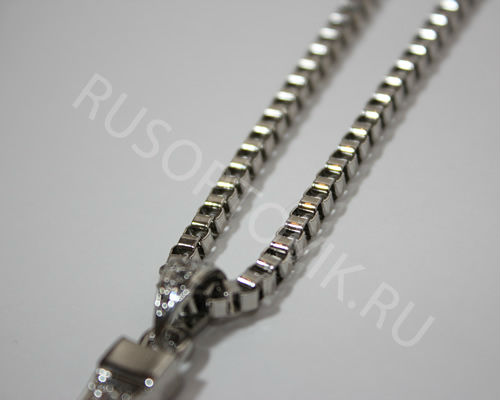 Крест Доминика Торетто на цепочке