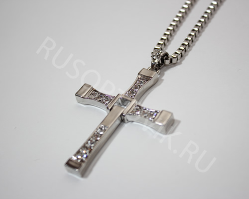 Крест Доминика Торетто на цепочке