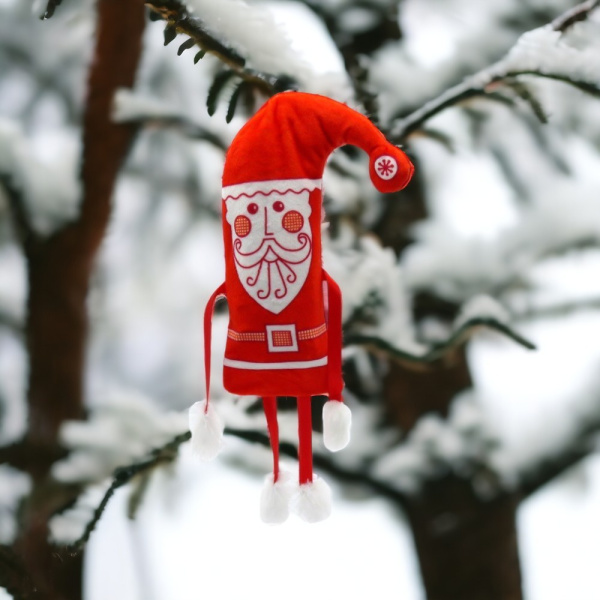 Декоративная игрушка "Новогодний колпачок Мальвина", вместимость 0,3 кг, красный / Стильный аксессуар для новогоднего декора