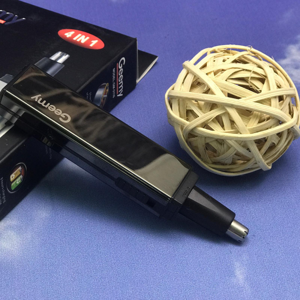 Многофункциональный портативный аккумуляторный триммер-электробритва Geemy GM-3116 для лица и тела  4 в 1 (насадки для носа, ушей, бровей, бритья, окантовки)