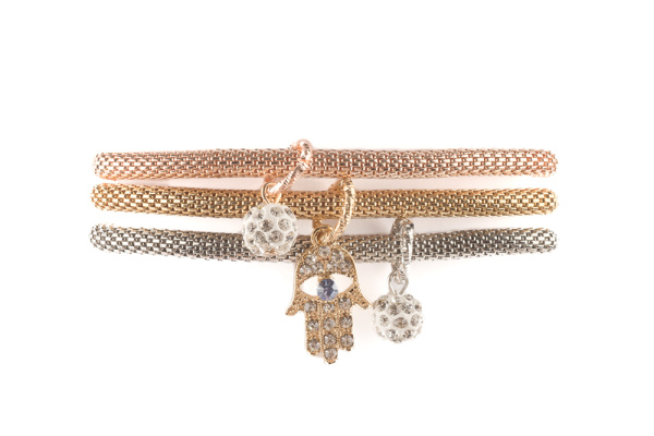 Браслет с кулоном