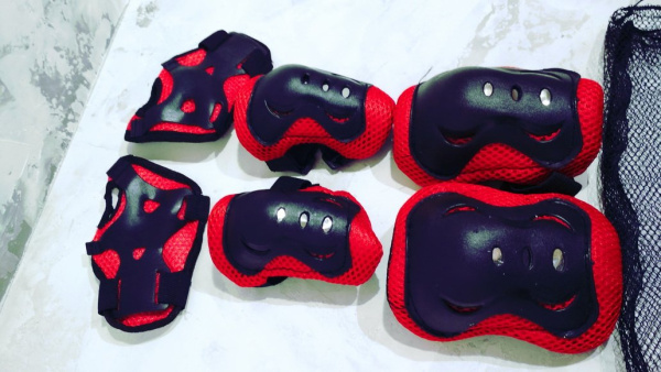 Набор защиты (наколенники, налокотники, наладонники), 6 предметов Н-3. Цвета MIX