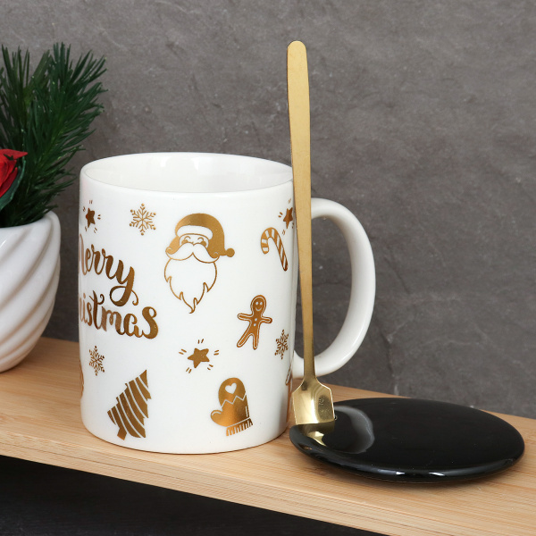 Кружка новогодняя с крышкой,ложка /300 мл/ HB-074 /уп 60/