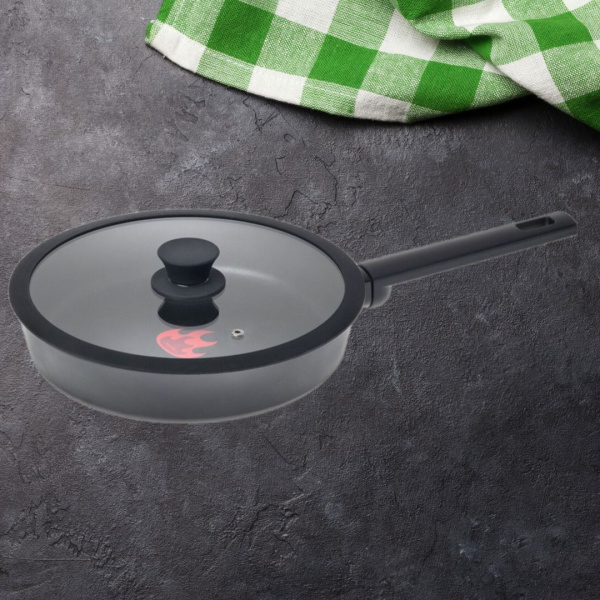 Крышка стеклянная с силиконовым ободом Home Queen RED HOT, черная, D 24см