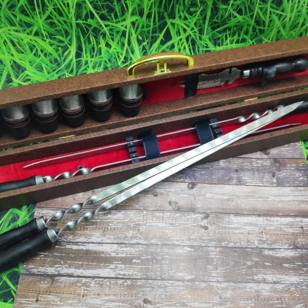 Набор для шашлыка и гриля в чемодане Царский №6.2 Элит Кизляр России, 11 предметов