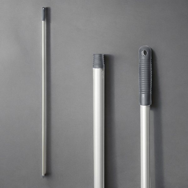 Рукоятка алюминиевая резьбовая для держателей насадок на швабру, 140 см