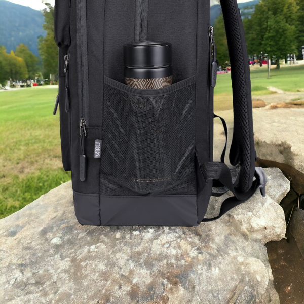 Рюкзак для ноутбука 15.6''  Sallerus MBP-1052, черный / Застежка на липучке, уплотненное дно, утолщенная стенка в кармане для ноутбука