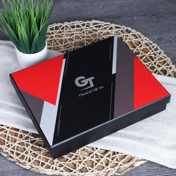 Набор в подарочной коробке Фляжка 180 мл Россия + 4 стопки 30 мл,воронка / FL-212 /уп 60/