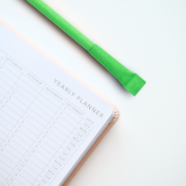 Ручка картонная Greta с колпачком / Экологичная и стильная