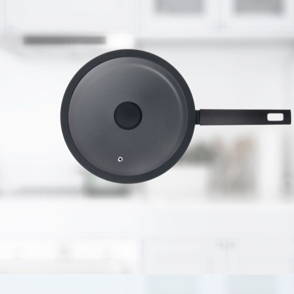 Крышка стеклянная с силиконовым ободом Home Queen RED HOT, черная, D 24см