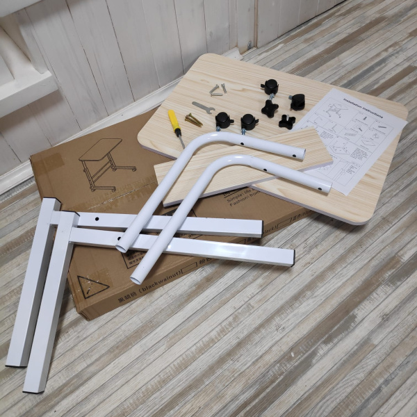 Универсальный стол для ноутбука Table - Mate  (прикроватный столик) на колесах  (складной, регулируемый по высоте), столешница 49 х39 см.