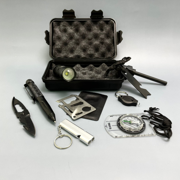 Набор для выживания (походный набор ) в кейсе, 8 предметов