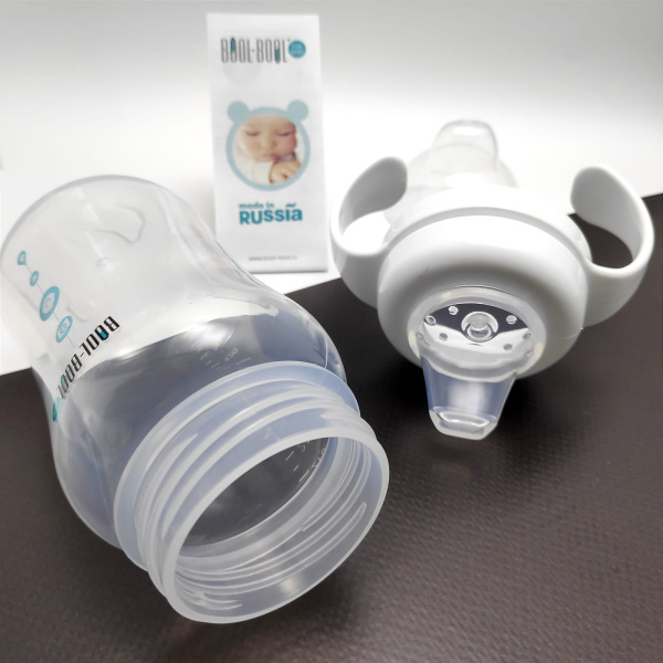 Поильник непроливайка PRO MED с силиконовым носиком,  270 мл (от 12 месяцев)