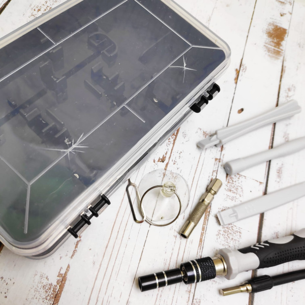 УЦЕНКА Набор инструментов для ремонта электроники 114 в 1 в кейсе (отвертка со сменными битами с гибким удлинителем)