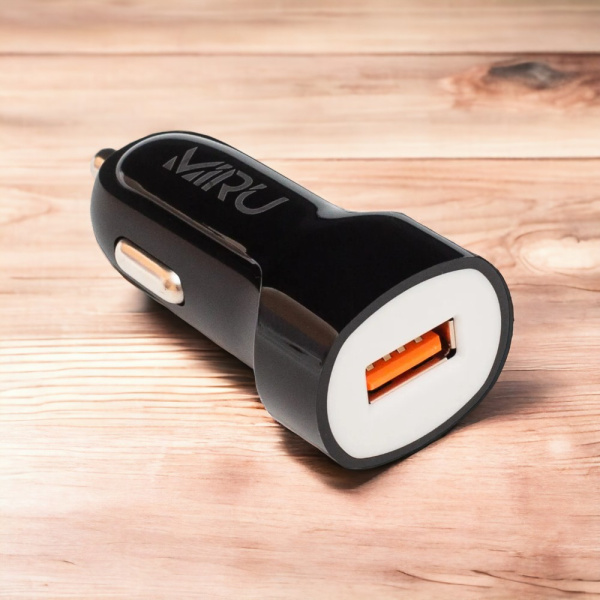 Автомобильное зарядное устройство для телефонов, планшетов 5031 Quick Charge 3.0, 3.4 А, черный / Быстрая зарядка