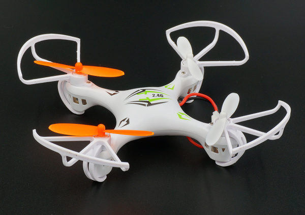 Радиоуправляемый квадрокоптер F 525 (6-axis gyro, 2.4ггц 4ch )