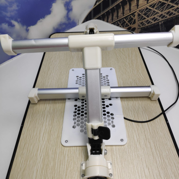 Портативный (складной) эргономичный стол для ноутбука с охлаждением (1 вентилятор + вентиляция) Elaptop Desk 52 х 30 х 23 см