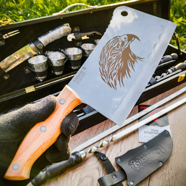 УЦЕНКА Набор для шашлыка и гриля в чемодане Кизляр России 18 предметов Рысь