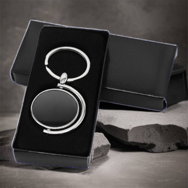 Брелок металлический Логроньо, эффективный инструмент продвижения в подарочной упаковке, серебристый цвет