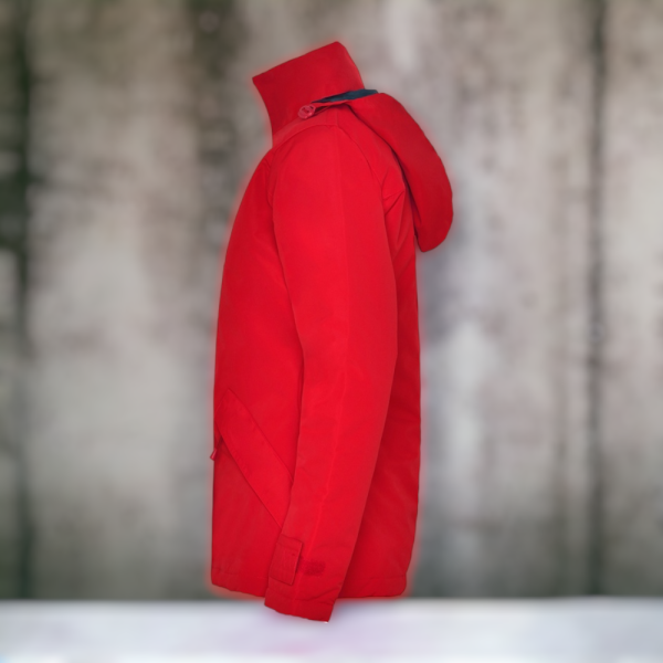 Куртка («ветровка») EUROPA WOMAN женская, с капюшоном, карманами, манжетами на липучке