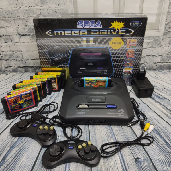 Игровая приставка 16 bit Sega Mega Drive 2 (Сега Мегадрайв) 5 встроенных игр, 2 джойстика. Оригинал