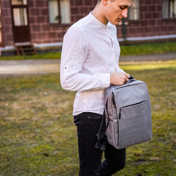 Городской рюкзак Eastpak с USB и отделением для ноутбука до 17" DF-XM01