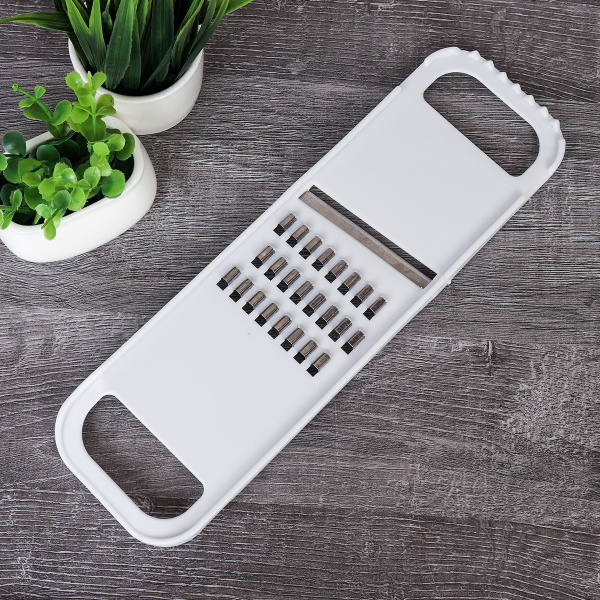 Терка для овощей и корейской моркови 27х8 см / DL-472 /уп 400/ 0,068