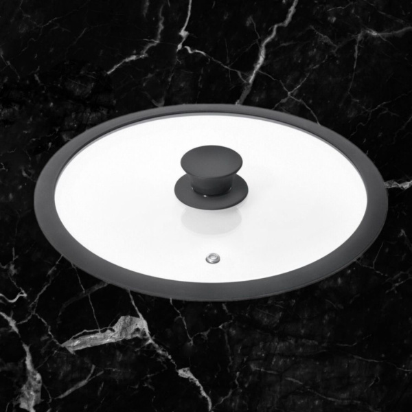 Крышка стеклянная с силиконовым ободом Home Queen RED HOT, черная, D 20см