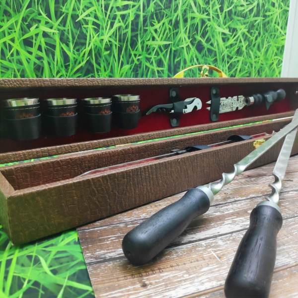 Набор для шашлыка и гриля в чемодане Царский №6.1 Элит Кизляр России, 10 предметов