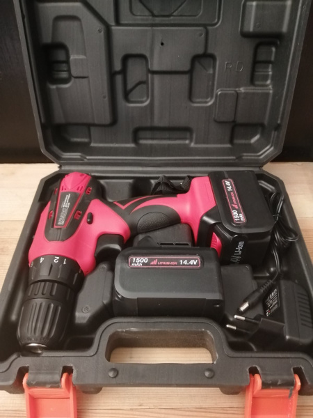 Аккумуляторная дрель-шуруповёрт BRADO DF347B (Li-ion, 14.4В, 2 акк., 1,5 А/ч, быстр. зарядка, кейс)