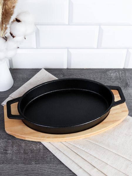 Сковорода чугунная на подставке/ овал 24 см/ CHG-24-852 /уп 12/