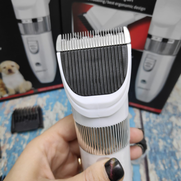 Керамическая машинка для груминга (стрижки животных) Gemei GM-634