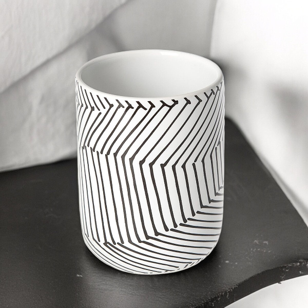Стакан для ванной керамический с черными линиями "lines"