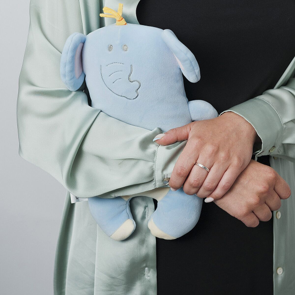 Подушка плюшевая декоративная "Слоненок", 30 см