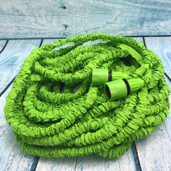 Шланг поливочный Xhose (Икс-Хоз) 45 метров саморастягивающийся с пульверизатором Зеленый