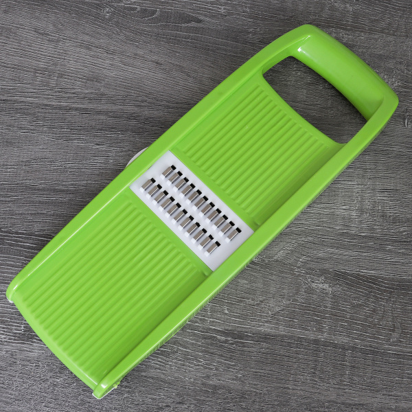 Терка для овощей и корейской моркови с 5 насадками с держателем и овощечисткой 31х11см / T-892 /уп 60/ 0,139