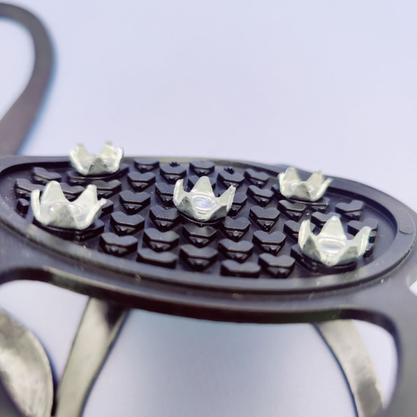 Ледоходы - ледоступы / насадка на обувь противоскользящая "Комфорт на льду", качество "Премиум", 10 металлических шипов (38-50 размер)