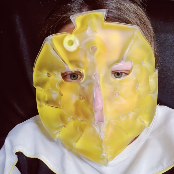 Солевая грелка для лица Маска, активатор "кнопка", размер 26 х 24 см. Цвет Микс