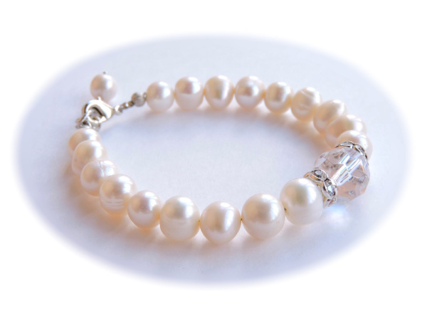 Браслет из жемчуга