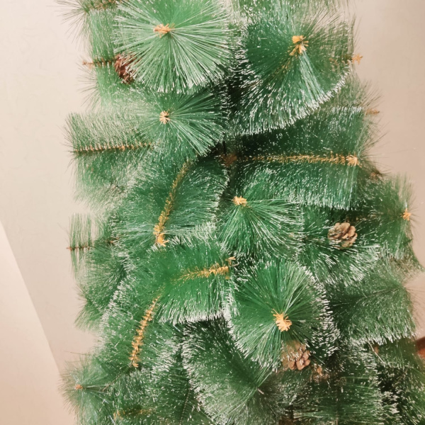 Ёлка искусственная 60 см (пушистая), без коробки. Живые фотографии!