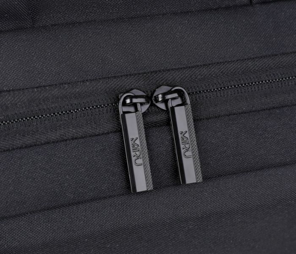 Рюкзак для ноутбука 15.6" Forward  MBP-1054, черный / USB-провод, ручка для переноски из металла