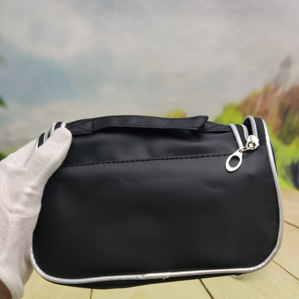 Косметичка MAC на молнии с зеркальцем (20,0 х 9,5 х 14,0 см)