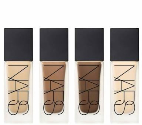 Тональный крем NARS