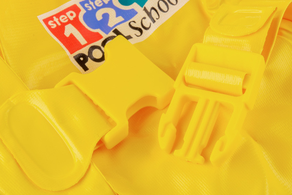 Надувной жилет "Pool School" 50х47см Intex