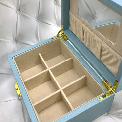 УЦЕНКА!  Шкатулка автомат Amberhall для украшений  Три полки 14х18х11 см Бежевая (F113)